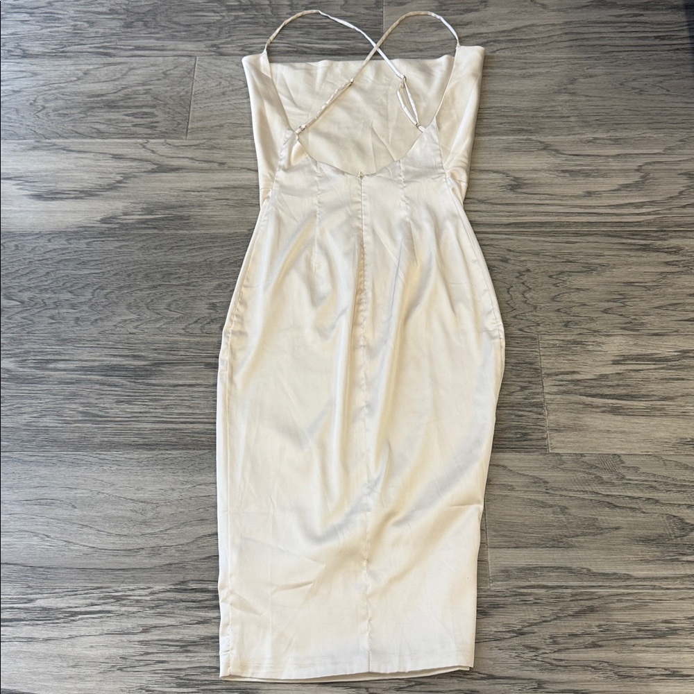 Oh Polly Cream Dress - Picture 3 of 6